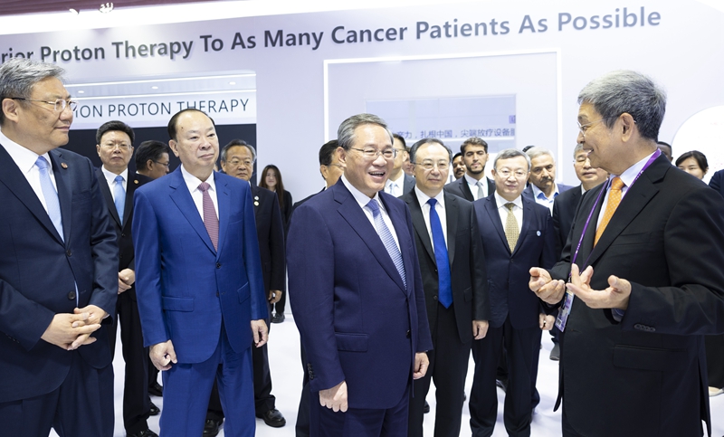 李強在第135屆中國進出口商品交易會巡館時強調
讓廣交會這個“金字招牌”不斷煥發(fā)新的時代風采「相關圖片」