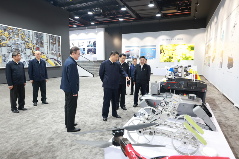 習近平在重慶考察時強調(diào)
進一步全面深化改革開放
不斷譜寫中國式現(xiàn)代化重慶篇章
蔡奇陪同考察「相關(guān)圖片」